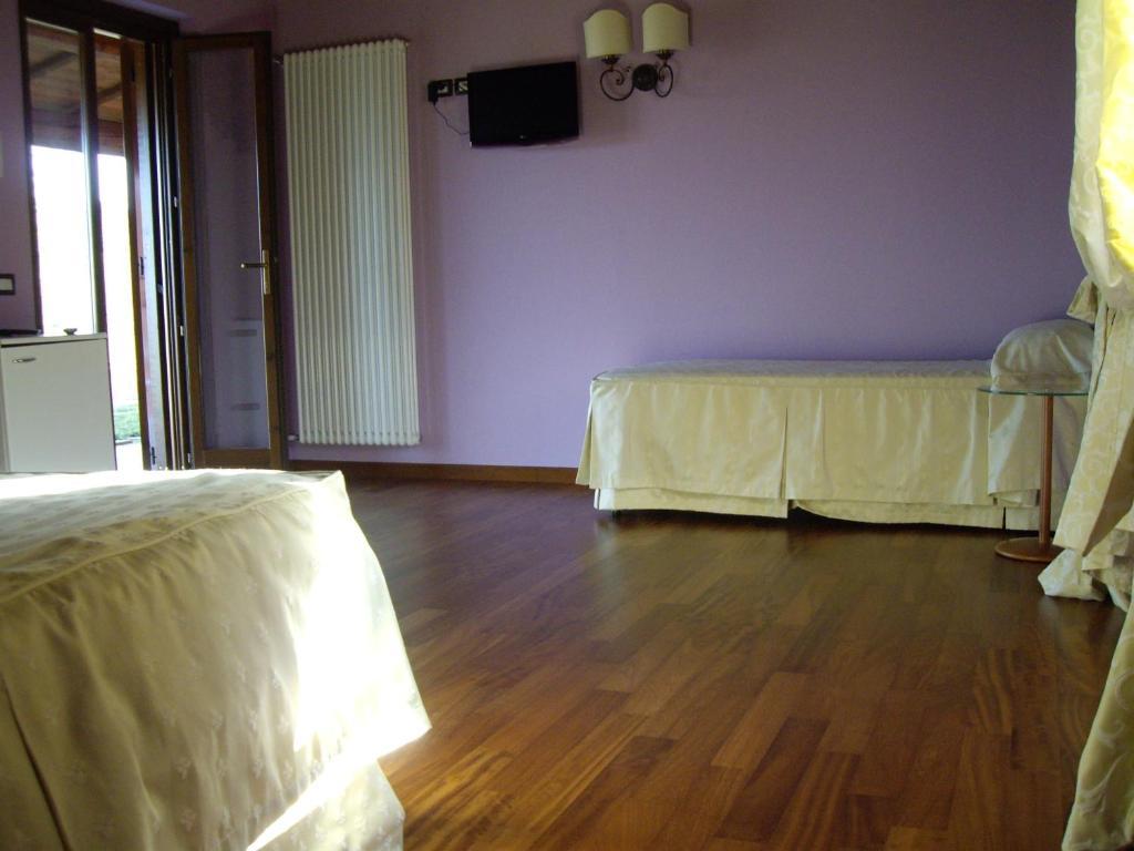 Agriturismo Il Borgo Degli Ulivi Roseto Degli Abruzzi Bilik gambar